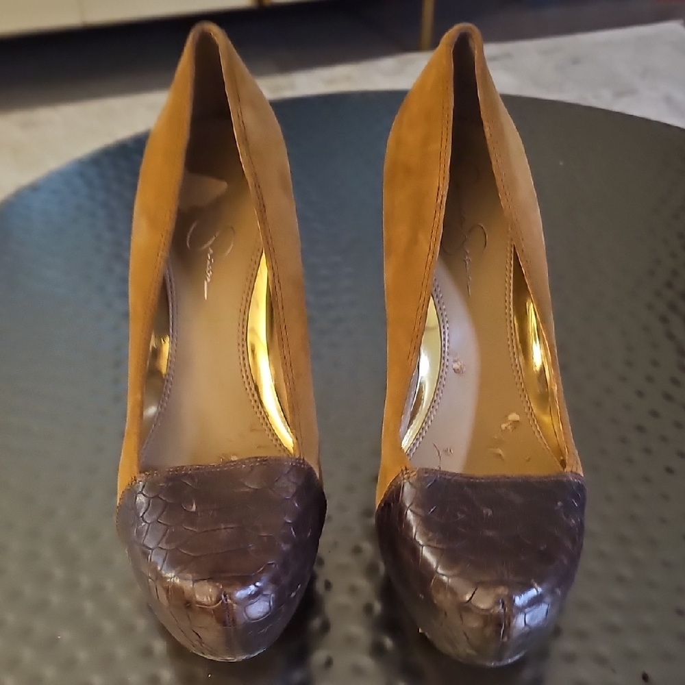 Vintage Jessica Simpson Brown and Tan Heels